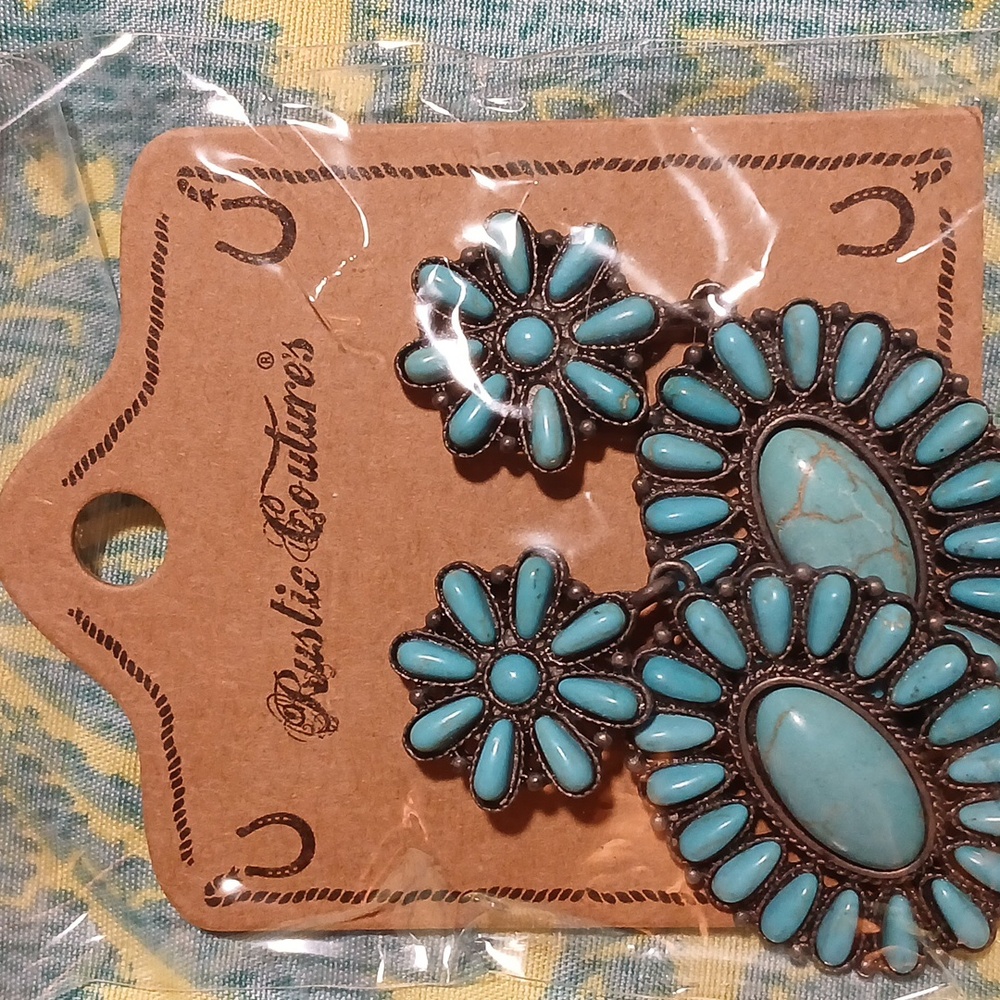 Ear rings